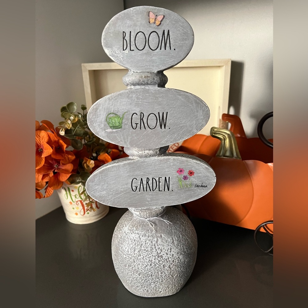 B2 -5 Rae Dunn Garden Ornament